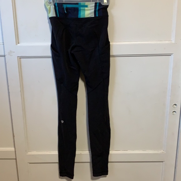 Lululemon leggings size 2 black - Picture 2 of 8